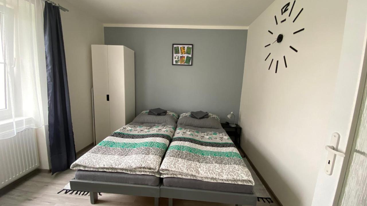 Penzion Kamejk Kamyk nad Vltavou Exteriör bild